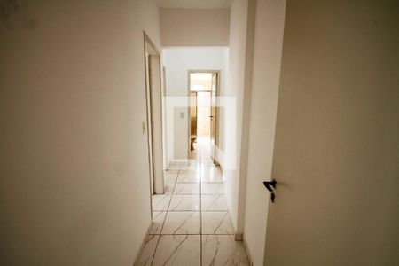 Corredor de apartamento para alugar com 2 quartos, 130m² em Tupi, Praia Grande