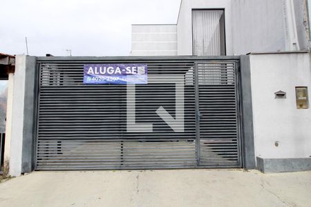 Fachada de casa para alugar com 3 quartos, 170m² em Jardim Santa Catarina, Sorocaba