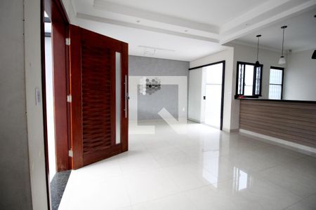 Casa para alugar com 3 quartos, 170m² em Jardim Santa Catarina, Sorocaba
