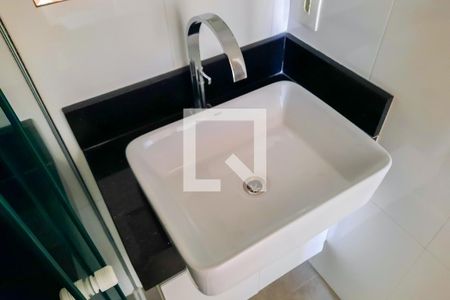 Apartamento para alugar com 76m², 3 quartos e 2 vagasBanheiro Social