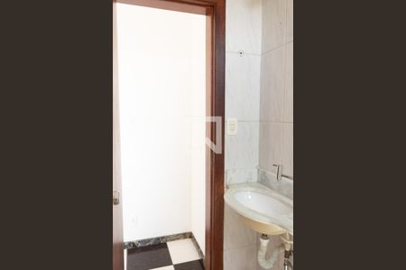 Apartamento à venda com 70m², 3 quartos e 2 vagas Apartamento à venda com 70m², 3 quartos e 2 vagasBanheiro da Suíte