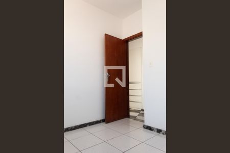 Apartamento à venda com 70m², 3 quartos e 2 vagas Apartamento à venda com 70m², 3 quartos e 2 vagasQuarto 2