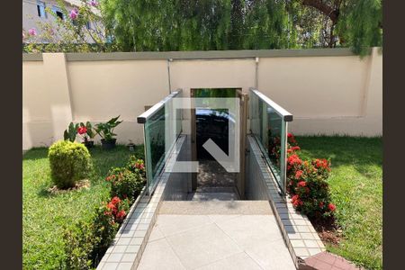 Apartamento à venda com 70m², 3 quartos e 2 vagasEntrada