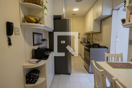 Apartamento à venda com 150m², 3 quartos e 3 vagasCozinha