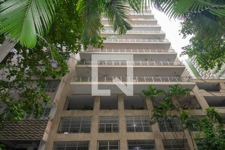 Apartamento à venda com 150m², 3 quartos e 3 vagasFachada