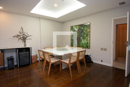 Sala de apartamento à venda com 3 quartos, 150m² em Copacabana, Rio de Janeiro