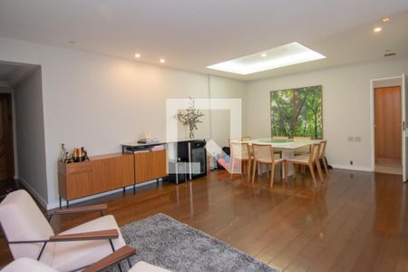 Apartamento à venda com 3 quartos, 150m² em Copacabana, Rio de Janeiro