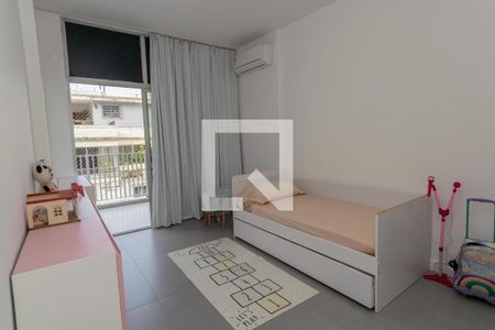 Apartamento à venda com 150m², 3 quartos e 3 vagasQuarto 1