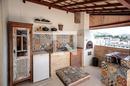 Apartamento à venda com 94m², 2 quartos e 1 vaga Apartamento à venda com 94m², 2 quartos e 1 vagaChurrasqueira