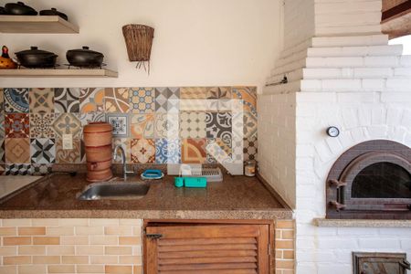 Apartamento à venda com 94m², 2 quartos e 1 vaga Apartamento à venda com 94m², 2 quartos e 1 vagaChurrasqueira