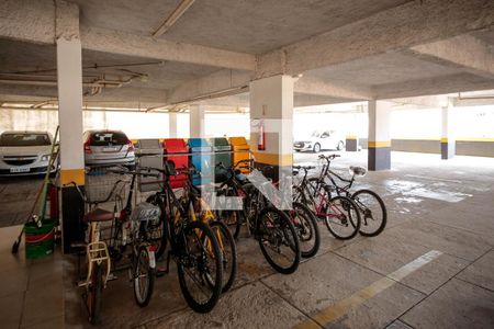 Apartamento à venda com 94m², 2 quartos e 1 vaga Apartamento à venda com 94m², 2 quartos e 1 vagaPlay