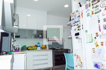 Apartamento para alugar com 215m², 4 quartos e 4 vagas Apartamento para alugar com 215m², 4 quartos e 4 vagasCozinha