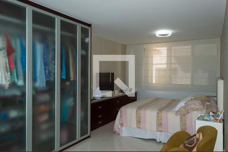 Apartamento para alugar com 215m², 4 quartos e 4 vagas Apartamento para alugar com 215m², 4 quartos e 4 vagasQuarto 4 - Suíte