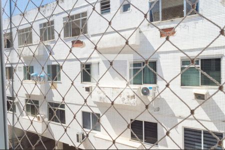 Apartamento para alugar com 215m², 4 quartos e 4 vagas Apartamento para alugar com 215m², 4 quartos e 4 vagasVista do quarto 2
