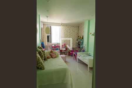 Apartamento para alugar com 215m², 4 quartos e 4 vagas Apartamento para alugar com 215m², 4 quartos e 4 vagasQuarto 2