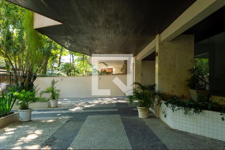 Apartamento para alugar com 215m², 4 quartos e 4 vagas Apartamento para alugar com 215m², 4 quartos e 4 vagasGaragem