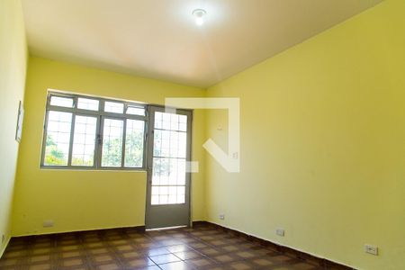 Casa para alugar com 80m², 3 quartos e 2 vagasSala