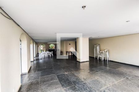 Apartamento para alugar com 73m², 3 quartos e 1 vagaÁrea Comum - Salão de Festas