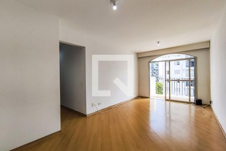 Apartamento para alugar com 73m², 3 quartos e 1 vagaSala