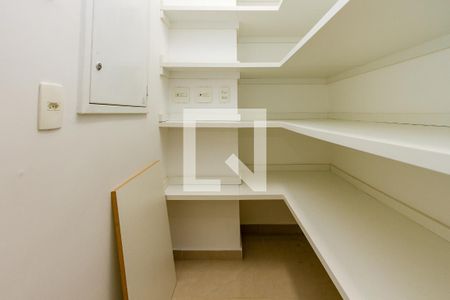 Apartamento para alugar com 134m², 2 quartos e 3 vagas Apartamento para alugar com 134m², 2 quartos e 3 vagasQuarto de Serviço