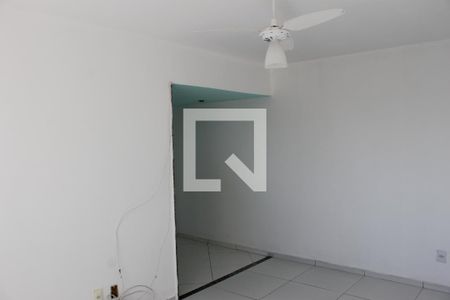 Sala de apartamento para alugar com 2 quartos, 75m² em Alcantara, São Gonçalo