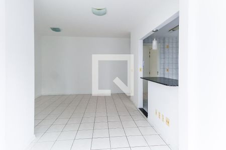 Sala de apartamento para alugar com 3 quartos, 70m² em Chácara das Pedras, Porto Alegre