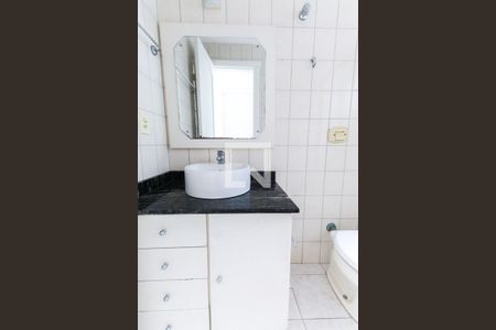 Apartamento para alugar com 70m², 3 quartos e 1 vaga Apartamento para alugar com 70m², 3 quartos e 1 vagaBanheiro