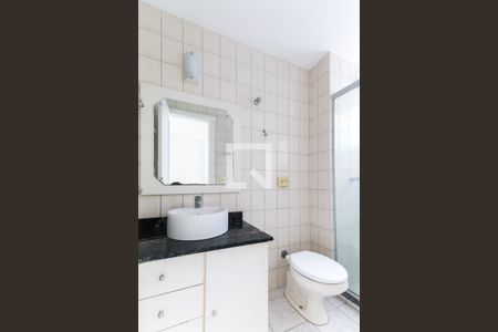Apartamento para alugar com 70m², 3 quartos e 1 vaga Apartamento para alugar com 70m², 3 quartos e 1 vagaBanheiro
