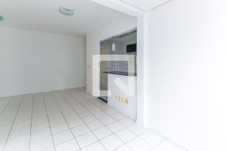 Sala de apartamento para alugar com 3 quartos, 70m² em Chácara das Pedras, Porto Alegre