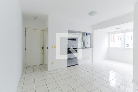 Sala de apartamento para alugar com 3 quartos, 70m² em Chácara das Pedras, Porto Alegre