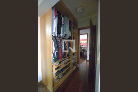 Apartamento à venda com 185m², 3 quartos e 4 vagasQuarto 2 - Closet