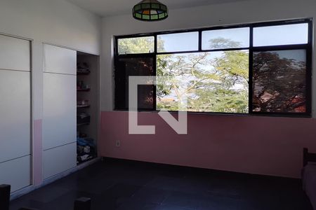 Casa para alugar com 170m², 4 quartos e 2 vagasQuarto 1