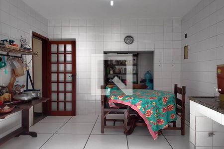 Casa para alugar com 170m², 4 quartos e 2 vagasCozinha