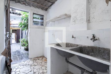 Casa à venda com 300m², 4 quartos e 3 vagasBarracão 1 - Cozinha - Área de serviço