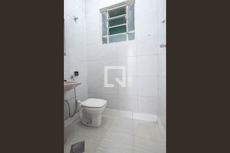 Casa à venda com 300m², 4 quartos e 3 vagasBarracão 2 - Banheiro social