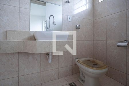 Casa à venda com 300m², 4 quartos e 3 vagasBanheiro da suíte