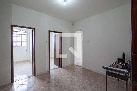 Casa à venda com 300m², 4 quartos e 3 vagasCopa