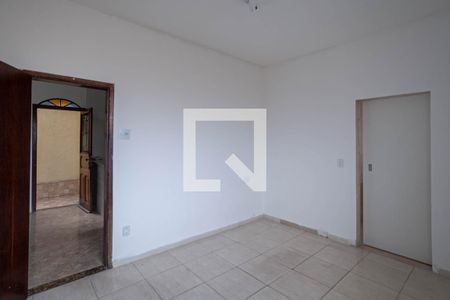 Casa à venda com 300m², 4 quartos e 3 vagasSuíte