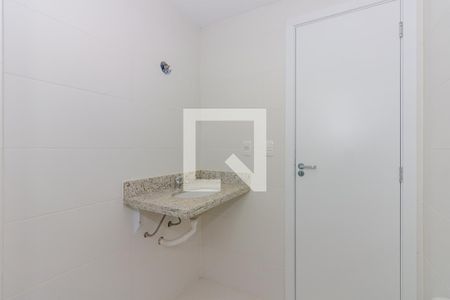 Apartamento à venda com 90m², 2 quartos e 1 vaga Apartamento à venda com 90m², 2 quartos e 1 vagaBanheiro 2