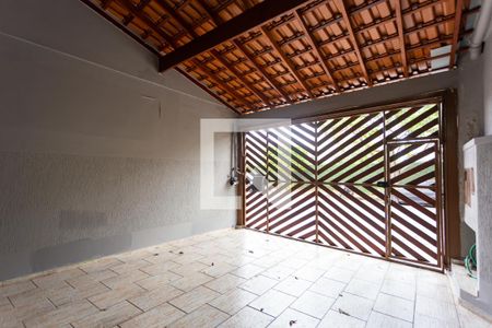 Casa à venda com 150m², 3 quartos e 2 vagasGaragem
