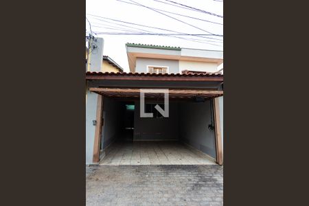 Casa à venda com 150m², 3 quartos e 2 vagasFachada