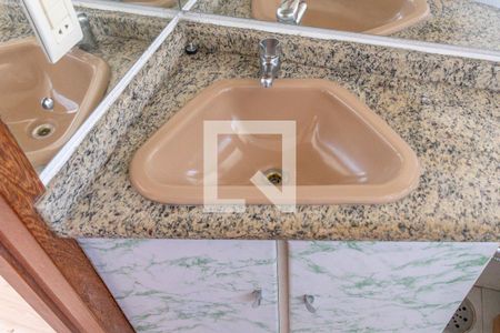 Apartamento à venda com 75m², 2 quartos e sem vagaBanheiro