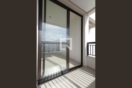 Apartamento para alugar com 67m², 2 quartos e 1 vagaVaranda