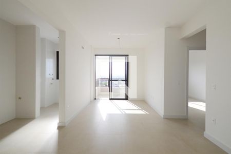 Apartamento para alugar com 2 quartos, 67m² em Barreiros, São José