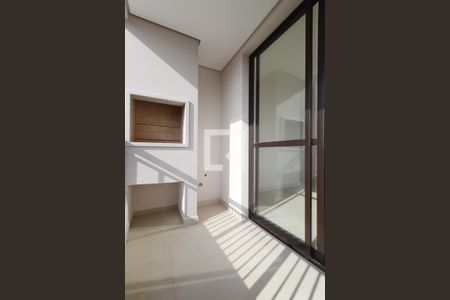 Apartamento para alugar com 67m², 2 quartos e 1 vagaVaranda