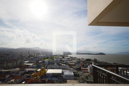Apartamento para alugar com 67m², 2 quartos e 1 vagaVista da área de serviço