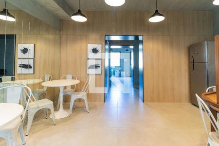 Apartamento para alugar com 34m², 1 quarto e sem vagaÁrea comum - Salão de festas