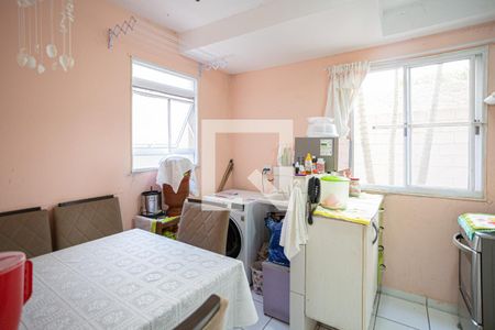 Apartamento à venda com 49m², 2 quartos e 1 vaga Apartamento à venda com 49m², 2 quartos e 1 vagaCozinha e Área de Serviço