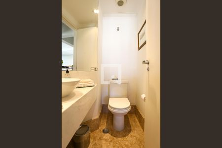 Apartamento à venda com 200m², 3 quartos e 3 vagasLavabo