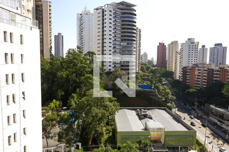 Apartamento à venda com 200m², 3 quartos e 3 vagasVista